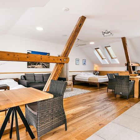 Statek Samsara Hotell Blansko Exteriör bild