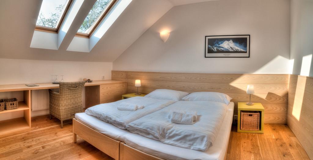 Statek Samsara Hotell Blansko Rum bild