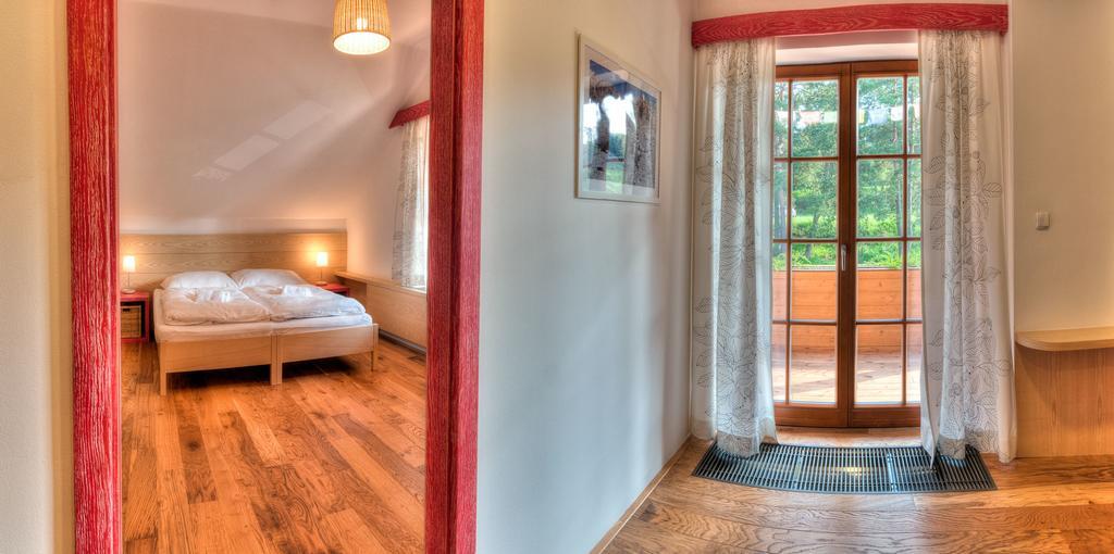 Statek Samsara Hotell Blansko Rum bild